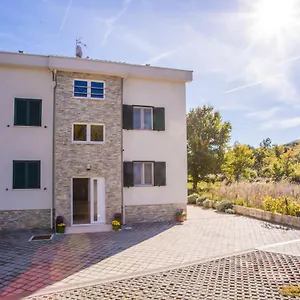 apartments-lavanda-baska.primorje-gorskikotar.com/